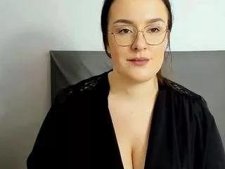 Glasses and cam2cam: Watch as these seasoned sluts display their delicious lingerie and rounded shapes on video!