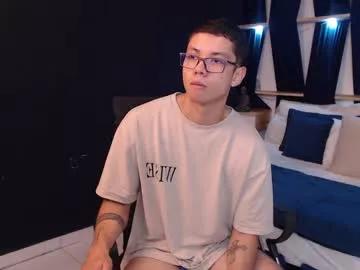 magic_boy01 from Chaturbate is Freechat