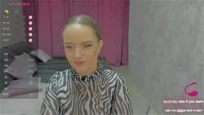 isabellee from Cherry is Freechat