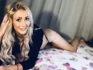 cam2cam wildness with Petite streamers. Checkout the newest showcase of intense live displays from our capable horny strippers.