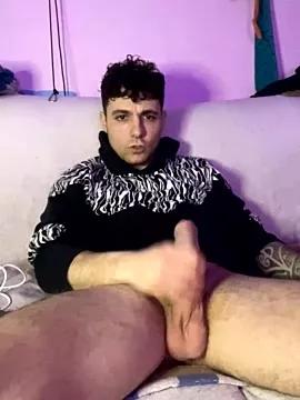 nickshoow from StripChat is Freechat