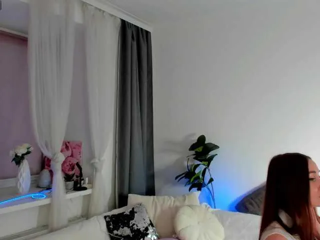 -Janice- from BongaCams