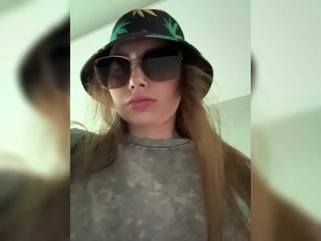 -LeiaProseccina- from BongaCams is Freechat