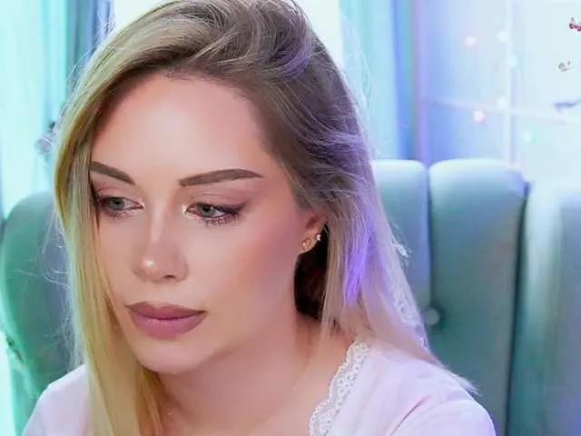 0------0 from BongaCams