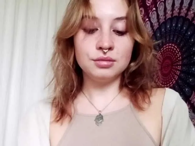 AdalynGlow from BongaCams