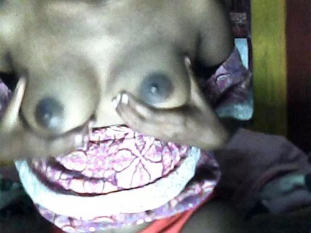 Ainanaya from BongaCams
