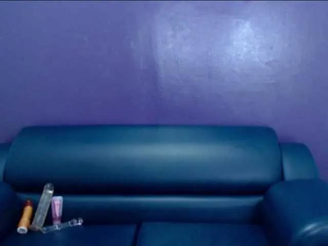 AlaiaBeltran from BongaCams