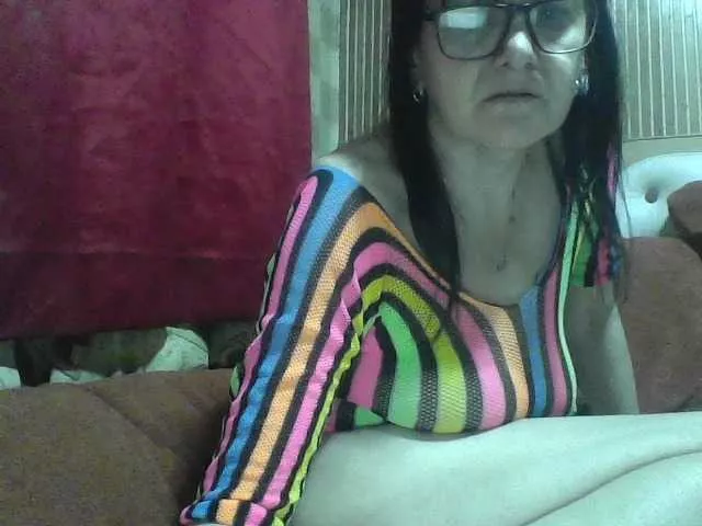 AlanaXDream from BongaCams