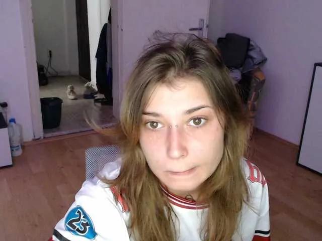 Aliens4twenty from BongaCams is Freechat