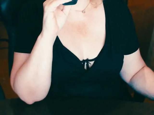 Alisa1917 from BongaCams is Freechat