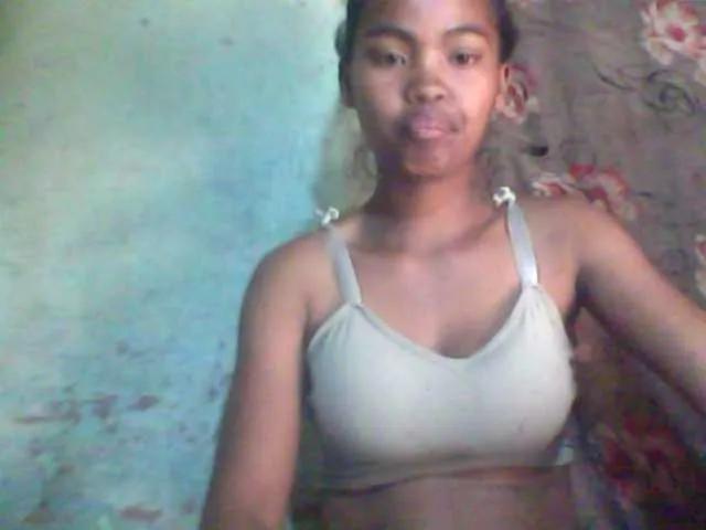 Allycha1 from BongaCams