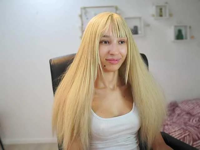 AmaiLiu from BongaCams