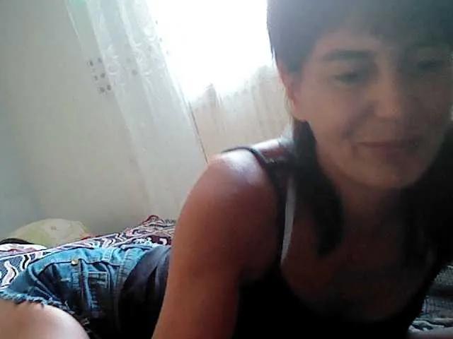 Amalia-Cori from BongaCams