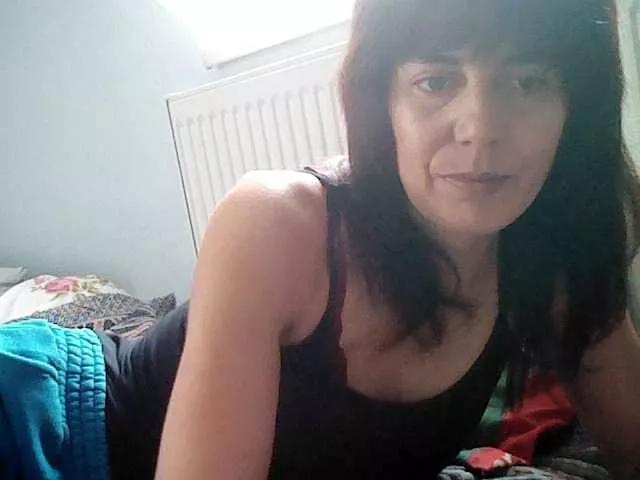 Amalia-Cori from BongaCams