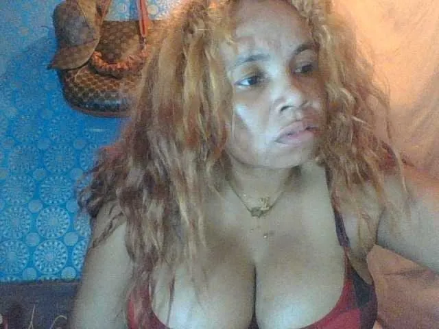 Amanah from BongaCams is Freechat