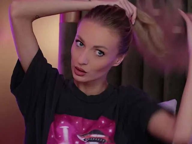 AmeliaAngell from BongaCams is Freechat