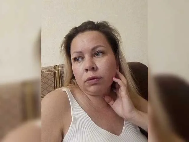 Anna1985 from BongaCams is Freechat