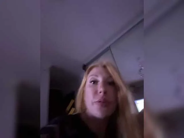 AnnaMaks12 from BongaCams