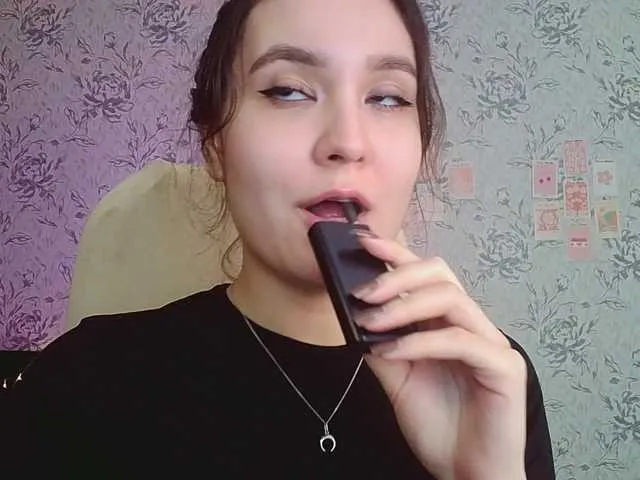 Annie-fleur from BongaCams