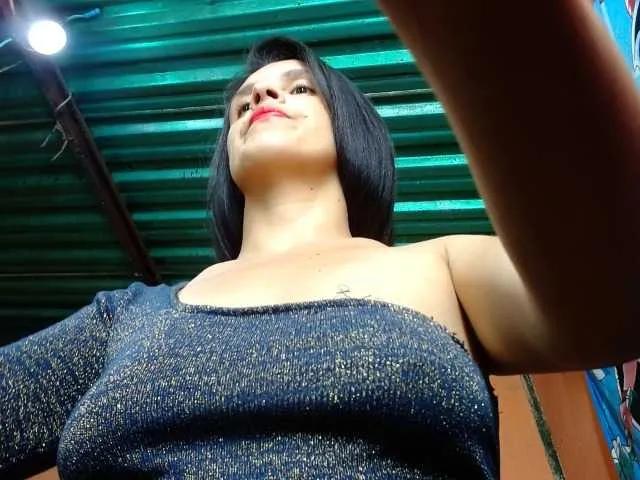 annyluna from BongaCams