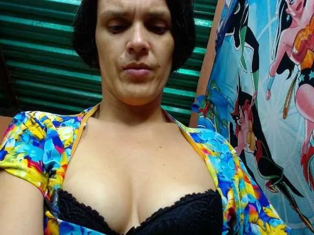 annyluna from BongaCams