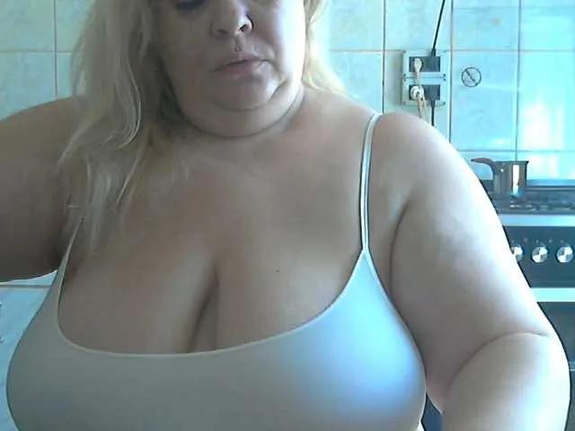 AriannaMilf from BongaCams