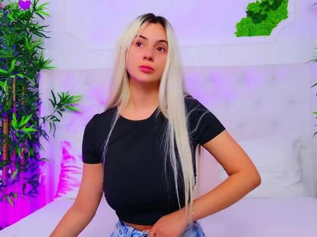 AriannaSins from BongaCams