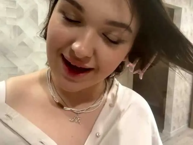 AshleaReuer from BongaCams