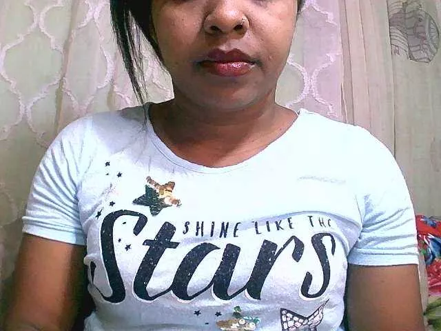 Asmonah from BongaCams