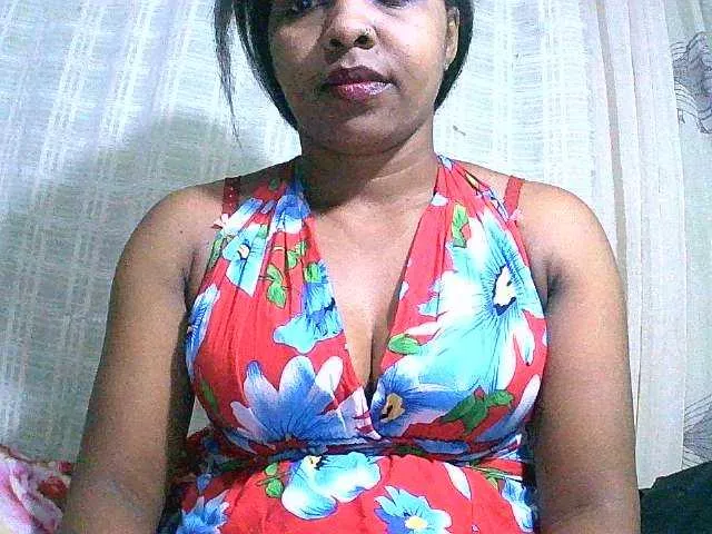 Asmonah from BongaCams