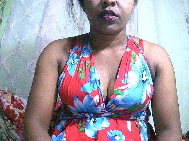 Asmonah from BongaCams