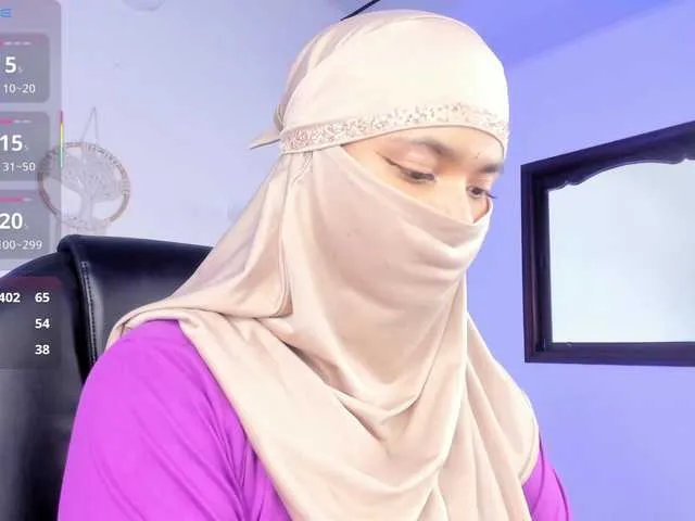 Aura-cuutee from BongaCams