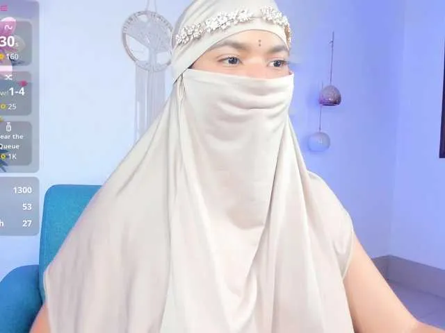 Aura-cuutee from BongaCams