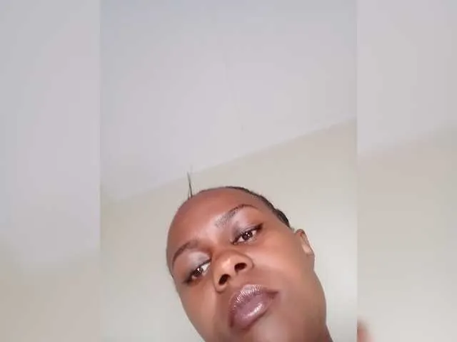 Aurakeza from BongaCams