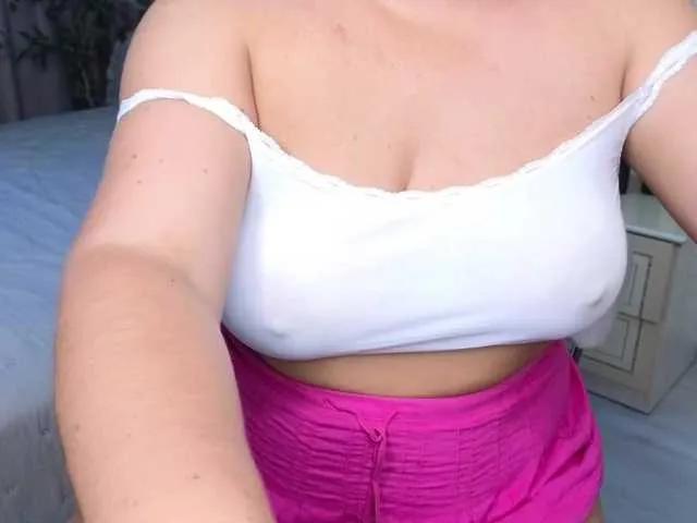 Baby-Mary from BongaCams is Freechat