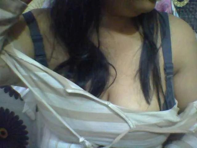 Babyhornyx from BongaCams