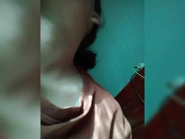 Babynhi90 from BongaCams