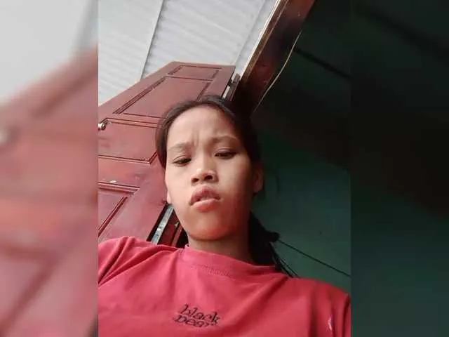 Babynhi90 from BongaCams