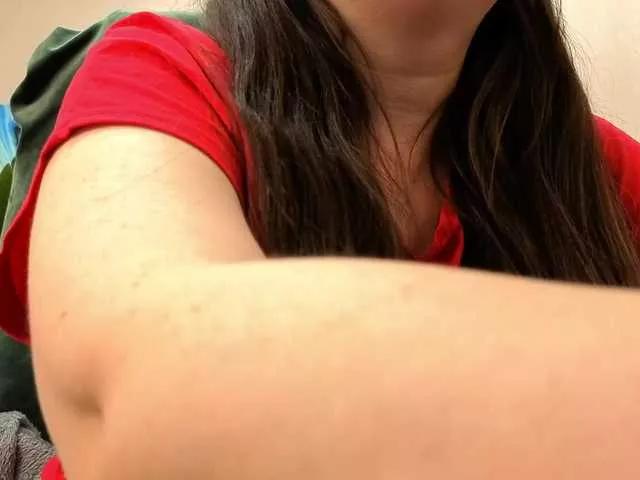 battymoll from BongaCams