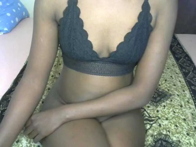 BellaAsh from BongaCams