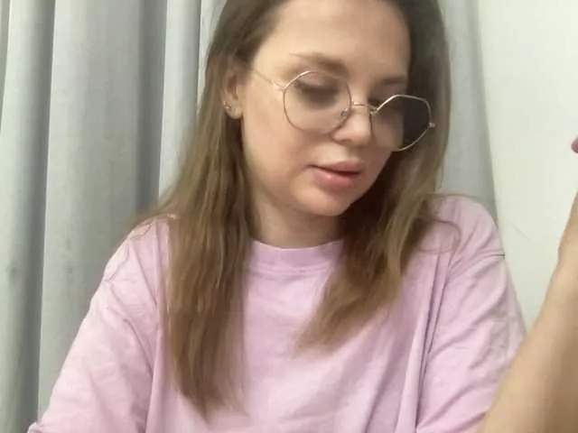 BellaGreymodel from BongaCams