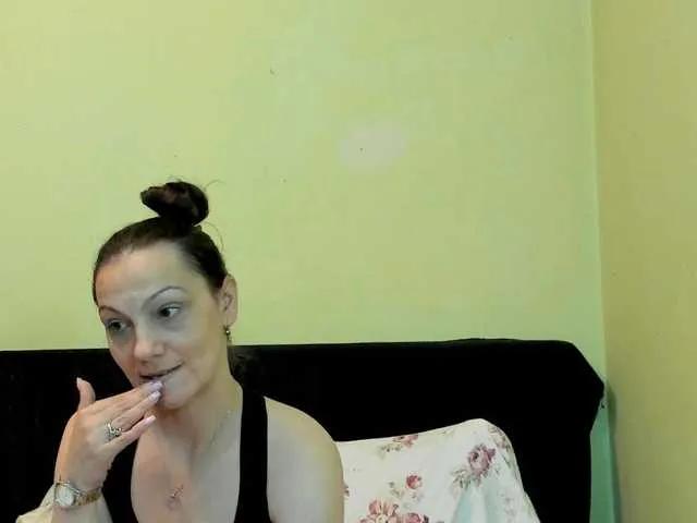 BettyVespoli from BongaCams