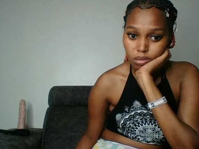 Blackqueen-2 from BongaCams is Freechat