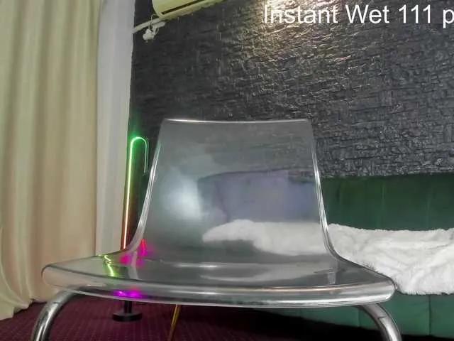boobzilla from BongaCams