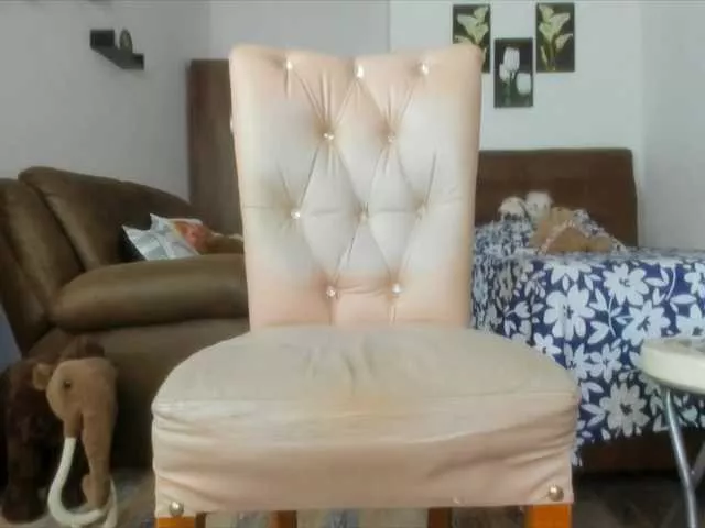 BryonySullyvan from BongaCams