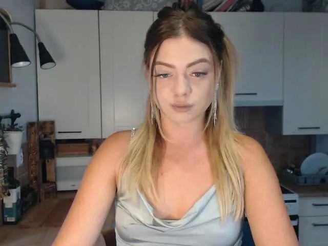 BuffyFire from BongaCams