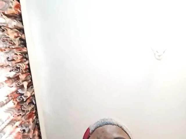 Bustygoddess2525 from BongaCams is Freechat