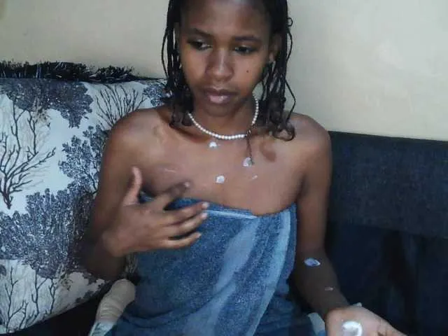 Candybrown from BongaCams