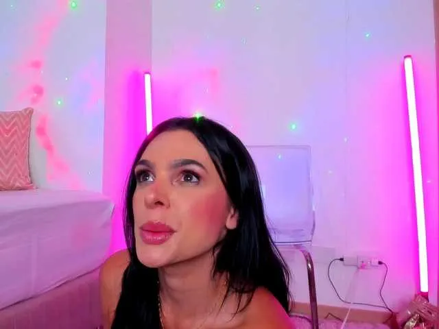 Carolalen from BongaCams