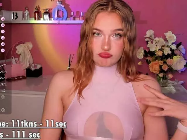 CarolineLovers from BongaCams